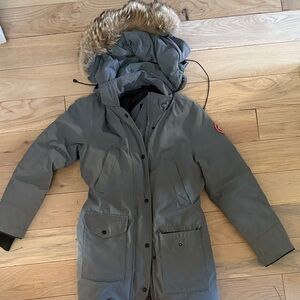 Canada Goose Women's Gray Puffer Coat with Fur Hood